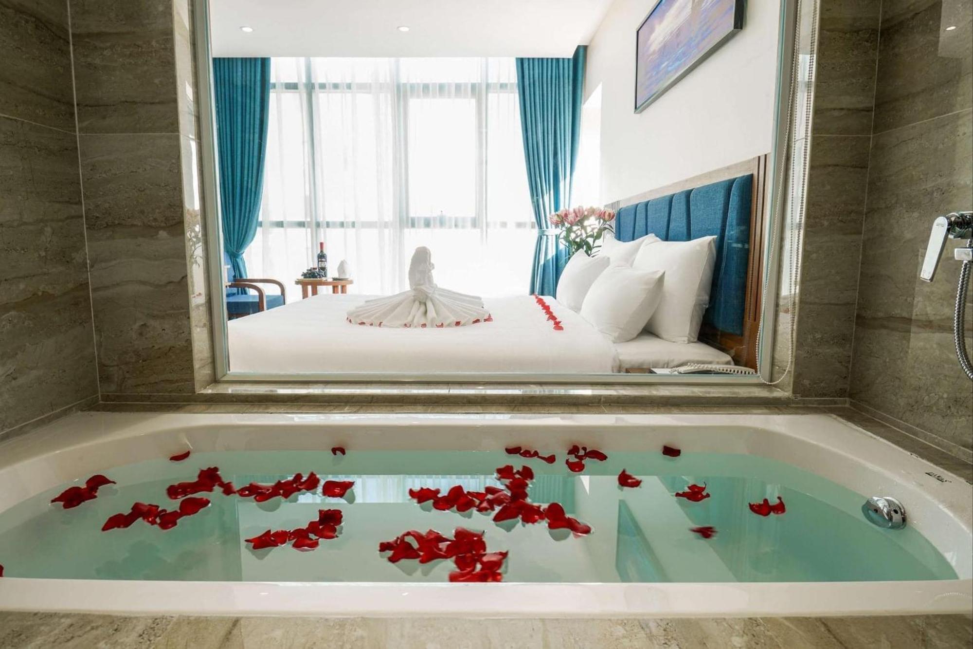 Ruby Star Da Nang Hotel ภายนอก รูปภาพ